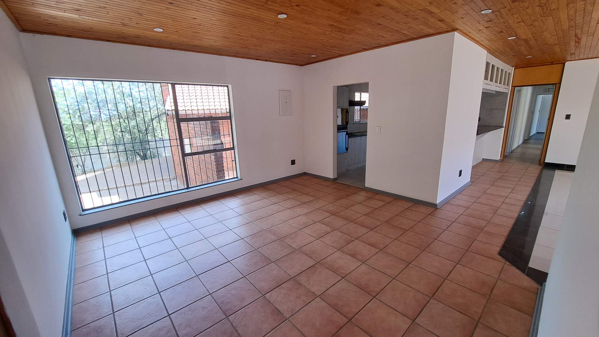 4 Bedroom Property for Sale in Heuwelsig Free State